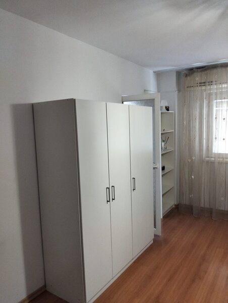 Dristor  - 5 minute de metrou